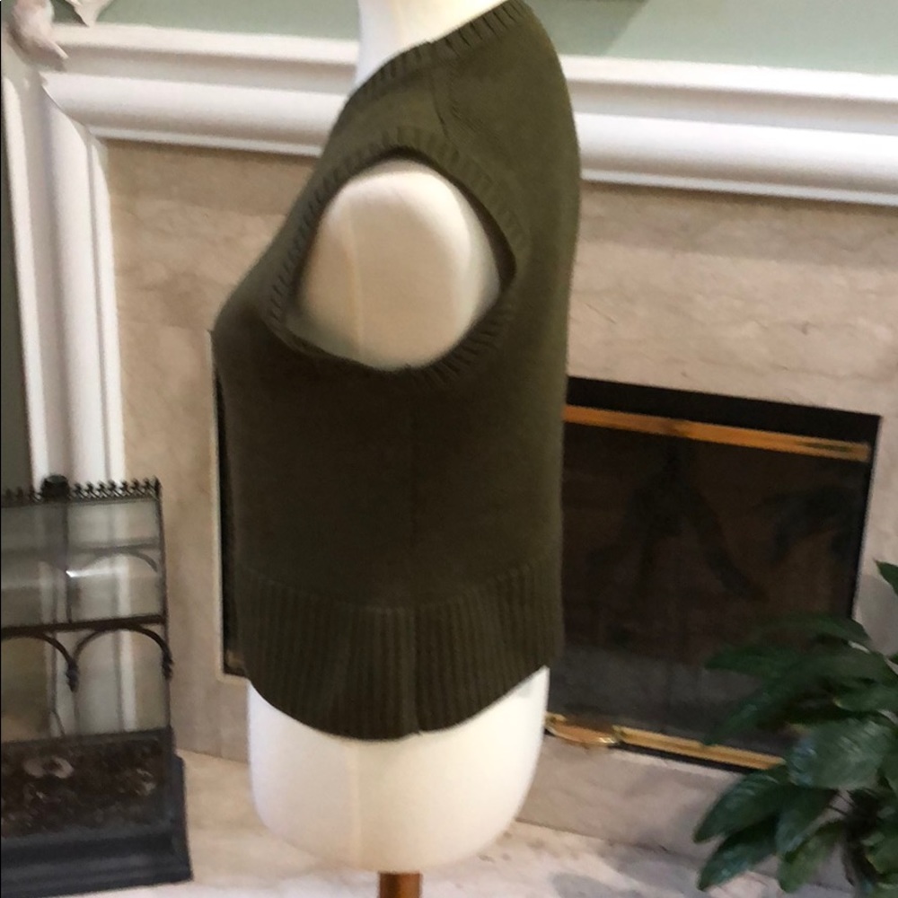 Ann Taylor - Picture 2 of 4